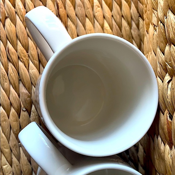 2 VTG Starbucks white embossed sunflower mugs - Picture 9 of 10